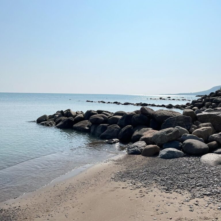 Rebuilt groyne to calm the water. Thor Construction job photo.