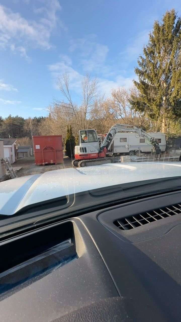 Out with the old: resort cabin demolition. Thor Construction job video.